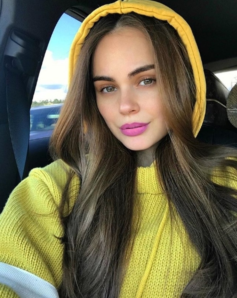 Ксения Дели