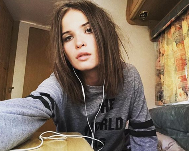 Лукерья не любит комментировать свою личную жизнь, но в последнее время на светских мероприятиях она появляется вместе с главным редактором мужского журнала Александром Маленковым