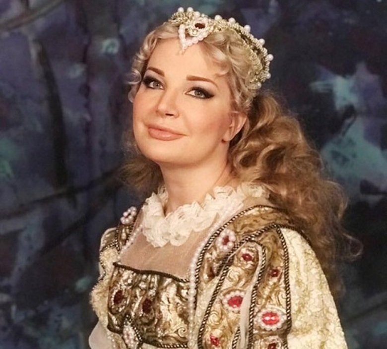 Мария Максакова