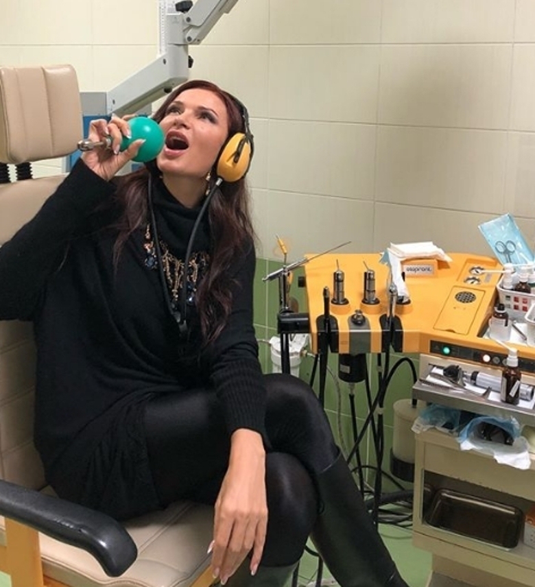 Эвелина Бледанс