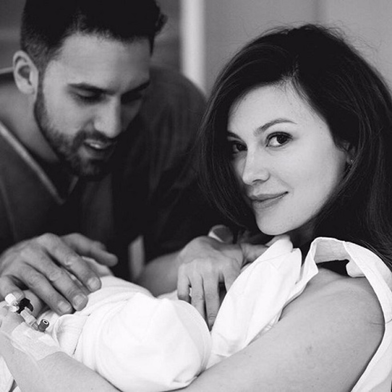 Счастливые родители