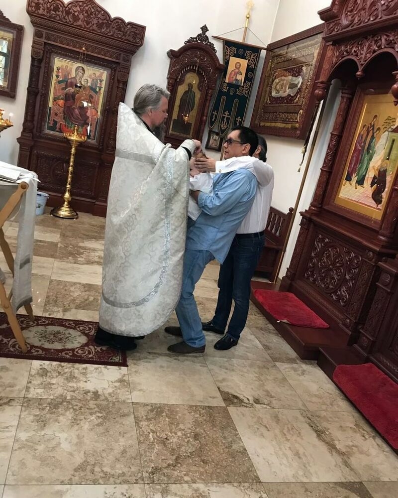 Крестины ребенка прошли осенью прошлого года