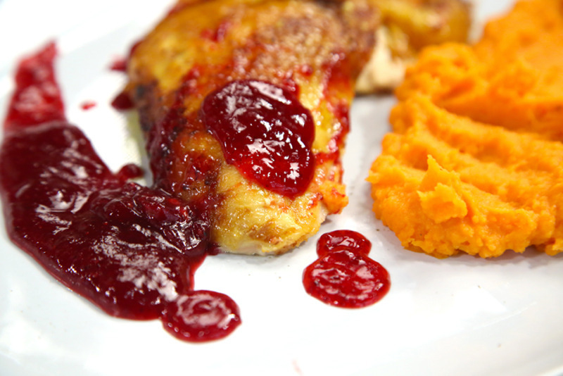 Запеченная индейка c пюре из батата