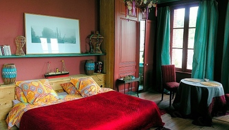 Покрывала и чехлы отнеси в химчистку