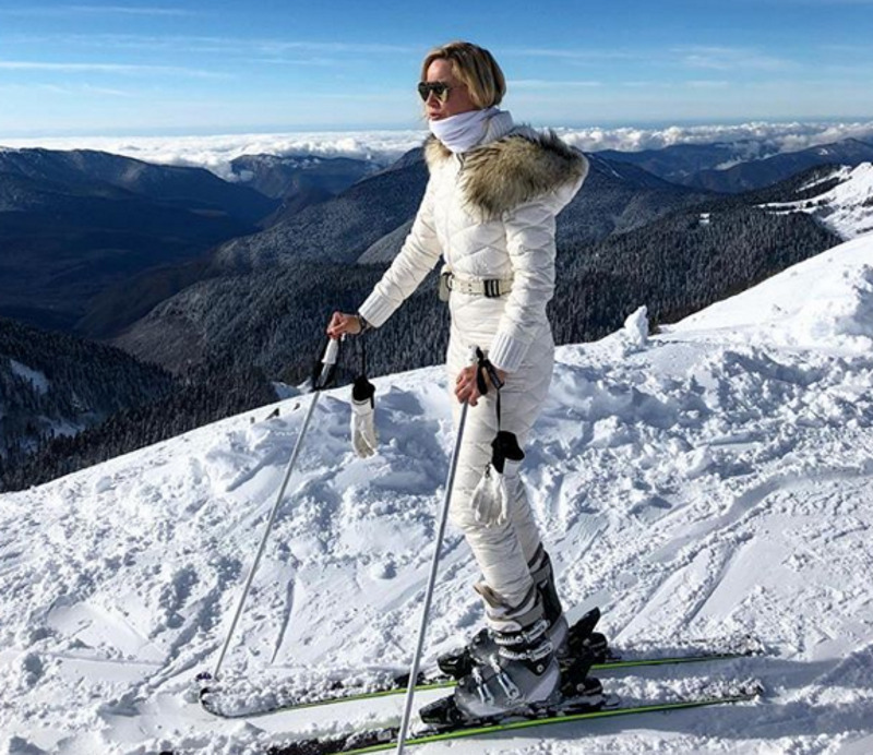 Лена Летучая не только катается на горных лыжах...