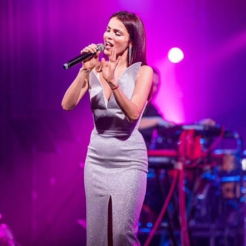 Живот явно присутствует