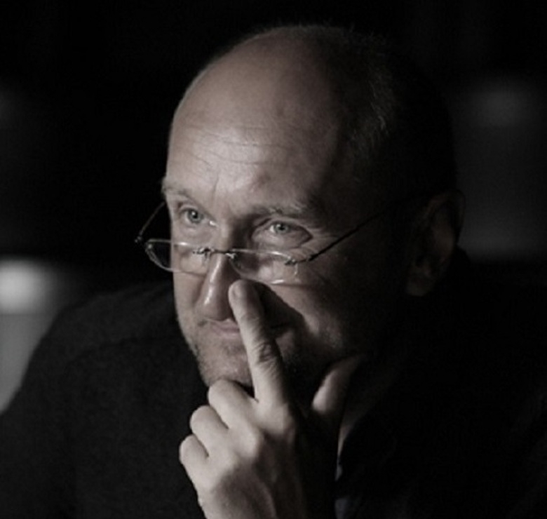 Сергей Женовач