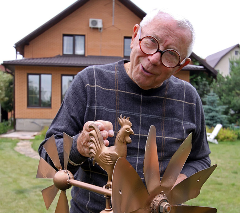 Олег Анофриев