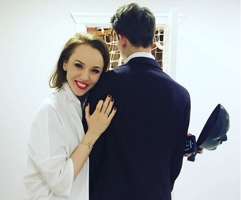 Альбина Джанабаева и ее сын Константин