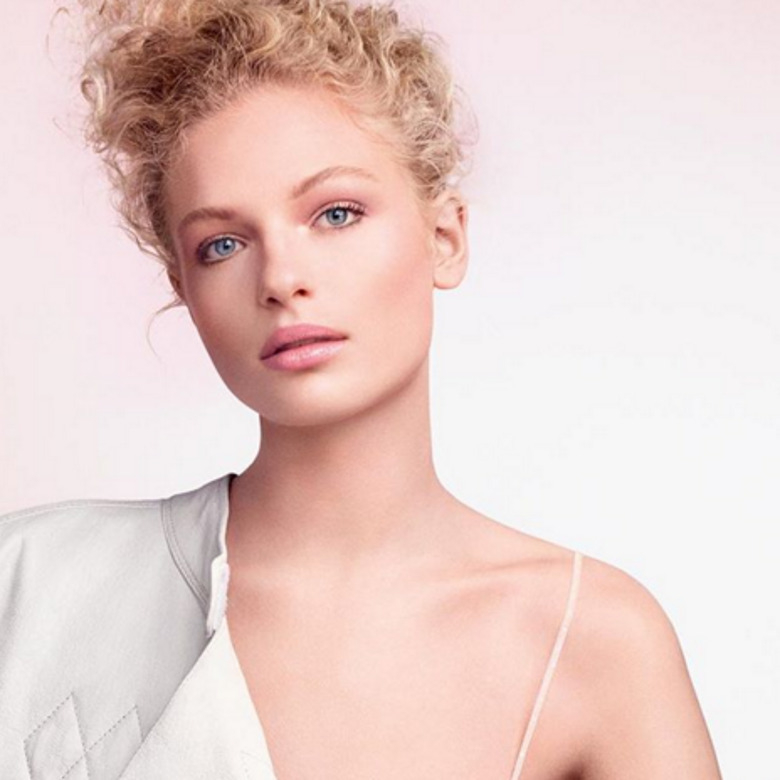 Делаем весенний макияж