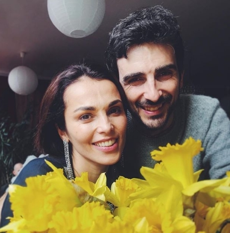 САТИ КАЗАНОВА И СТЕФАНО ТИОЦЦО