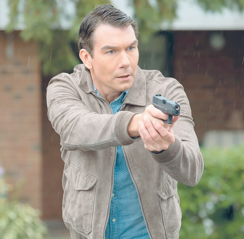 Главную роль в сериале сыграл Джерри О’Коннелл