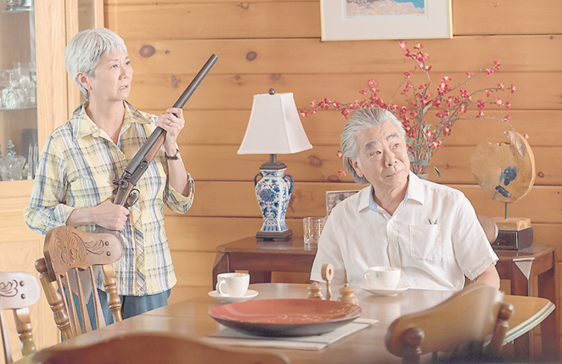 В каждой серии зрителю предлагается интрига вокруг таинственного преступления