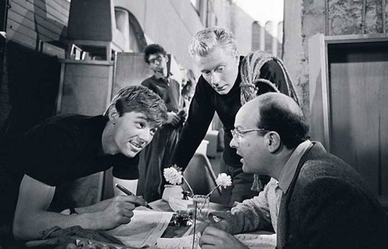 Вместе со Збруевым зрители запомнили молодого Андрея Миронова