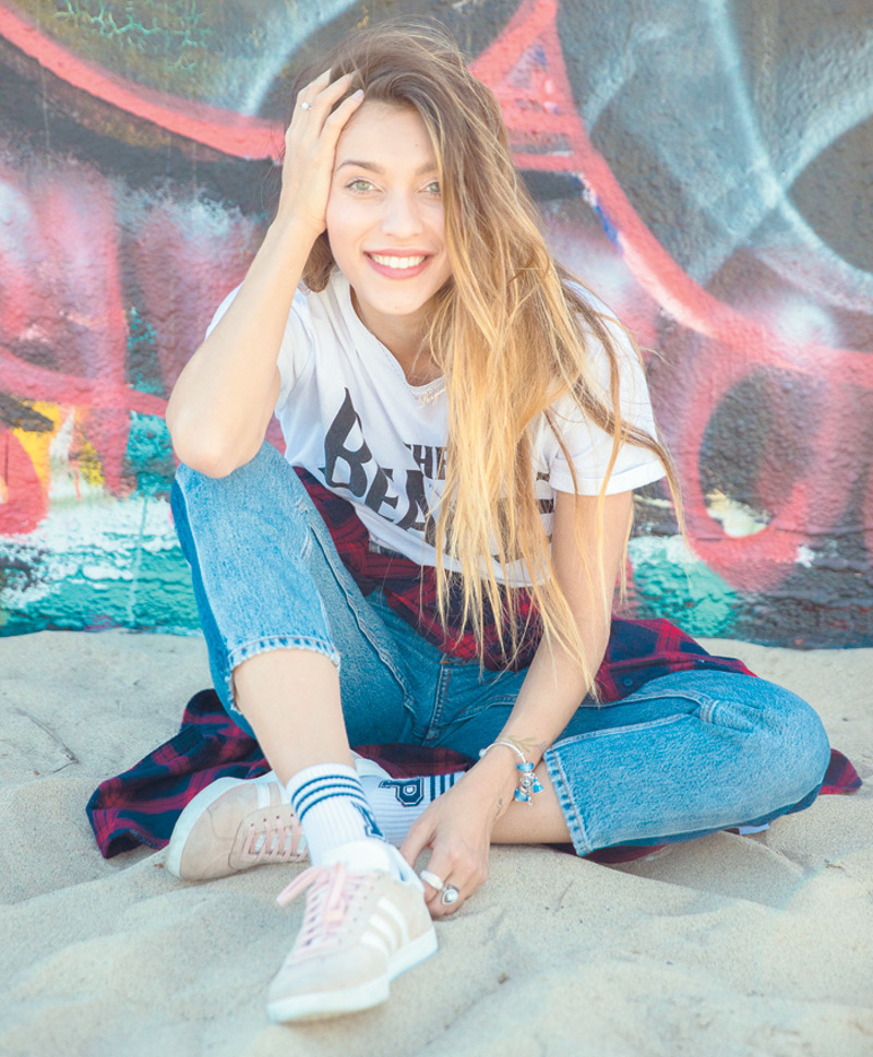 Кроме работы на телевидении, Регина увлекается музыкой, также она успела поучиться в Нью-Йоркской киноакадемии