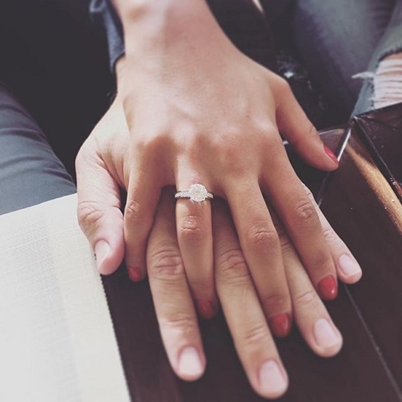 Скромное колечко