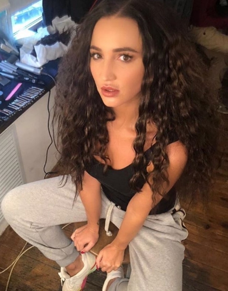 Ольга Бузова