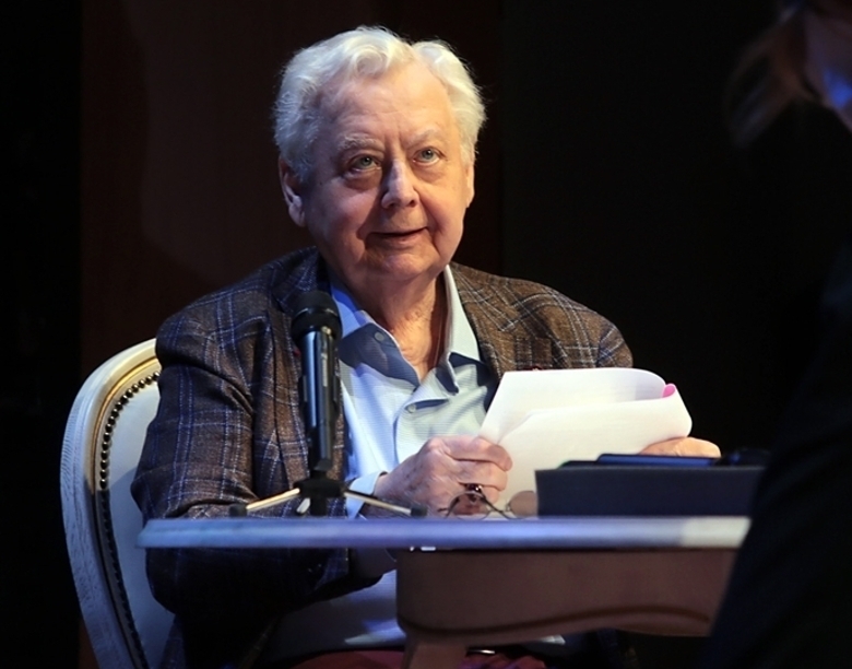 Олег Табаков