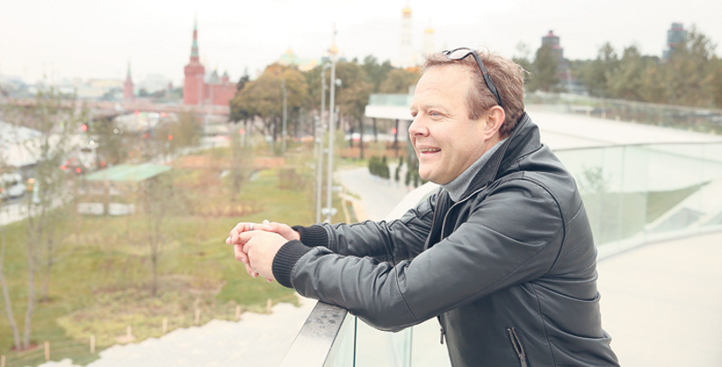 Джон живет в России более 25 лет и за это время изучил страну вдоль и поперек