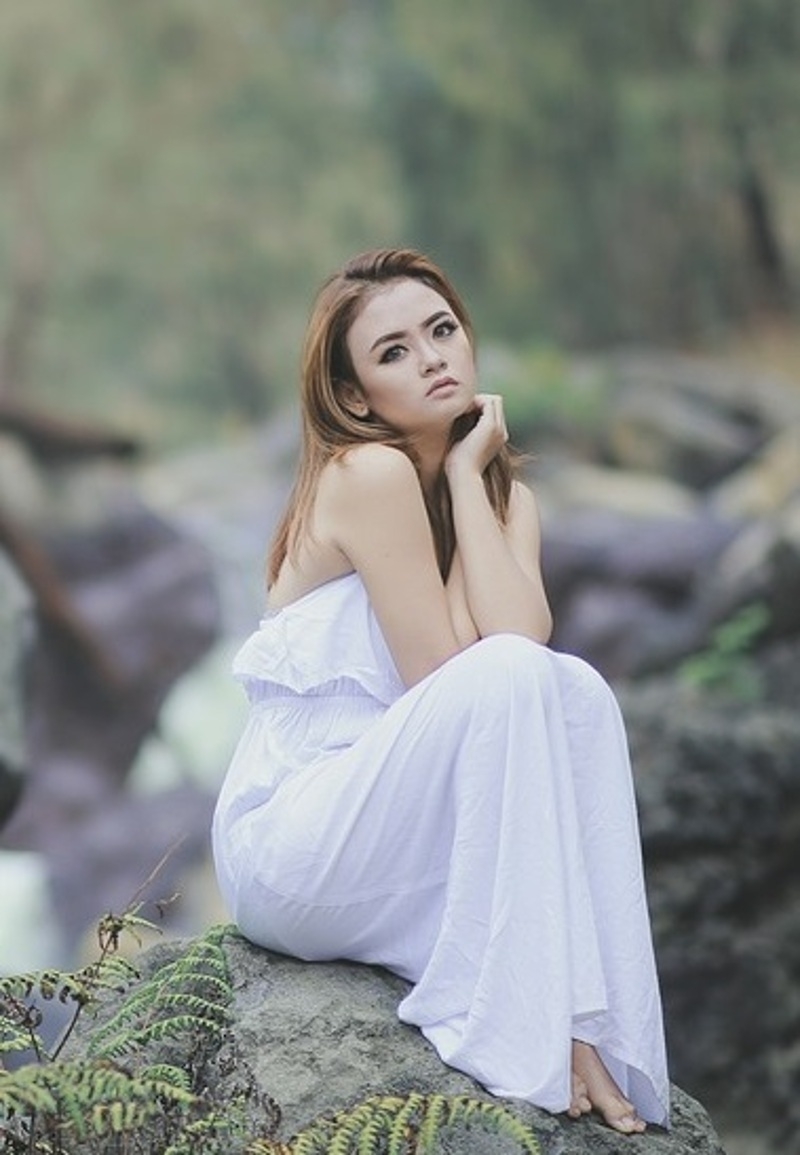 Белый - нейтральный