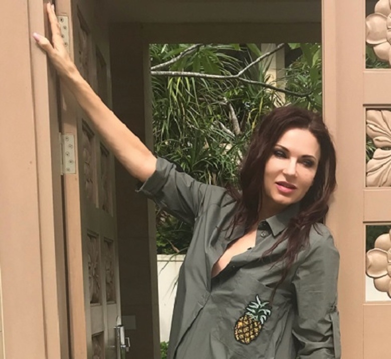 Эвелина Бледанс