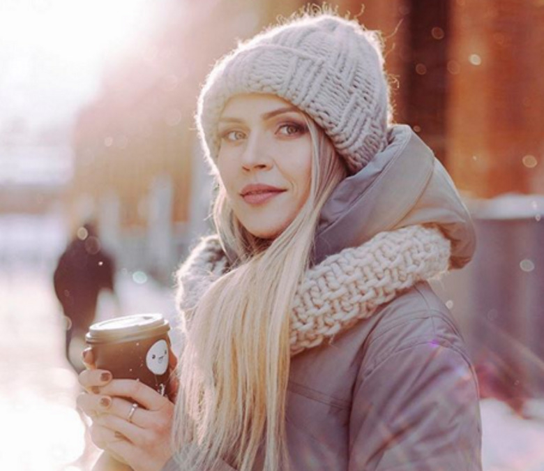 Классические вязаные шапки - это базовый и самый практичный вариант