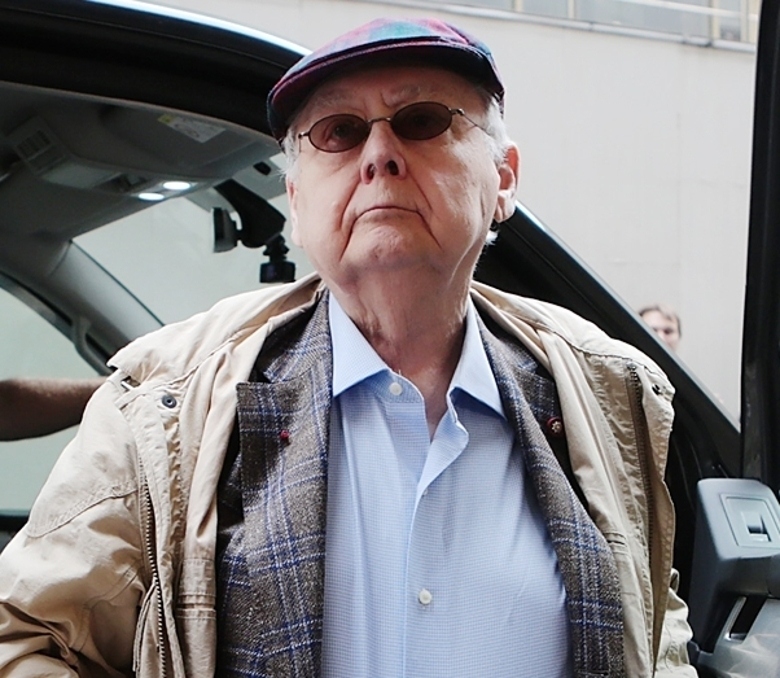 Олег Табаков