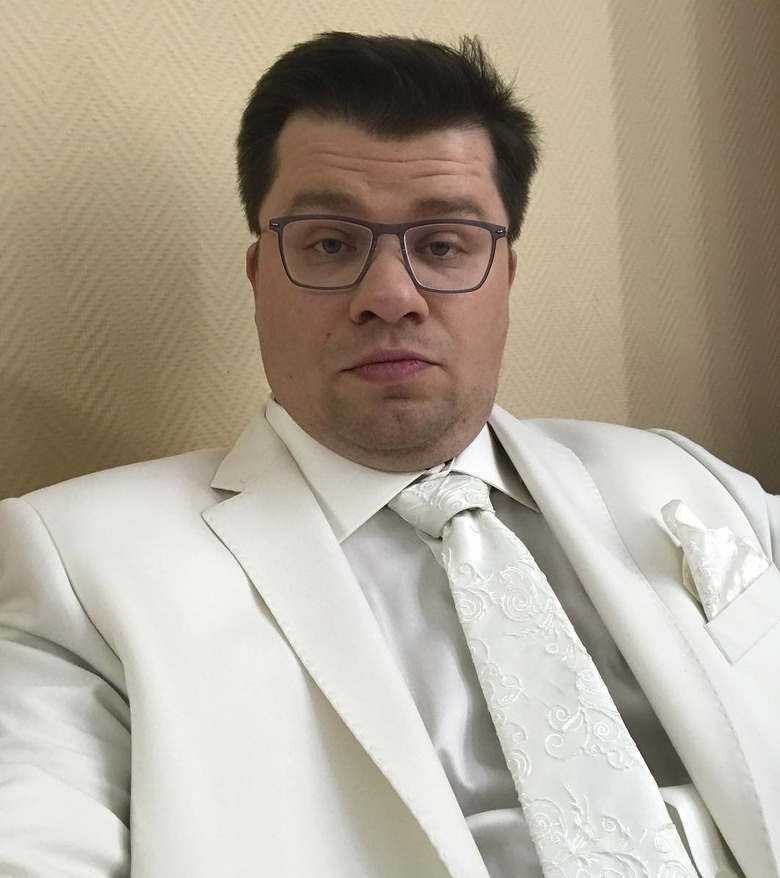 Актер Гарик Харламов перестал бороться с лишним весом