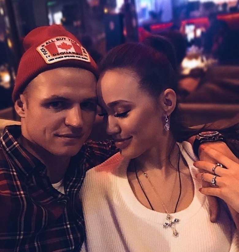 ДМИТРИЙ ТАРАСОВ И АНАСТАСИЯ КОСТЕНКО