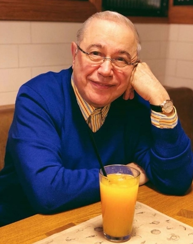 Евгений Петросян