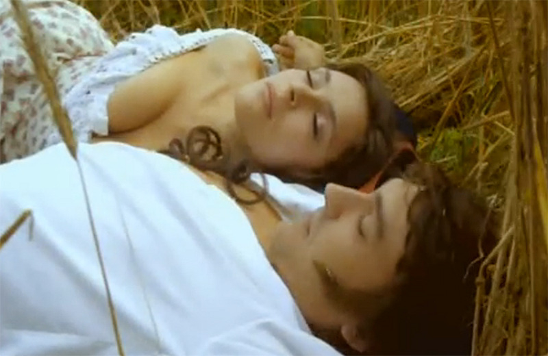 Кадр из клипа «Как упоительны в России вечера»