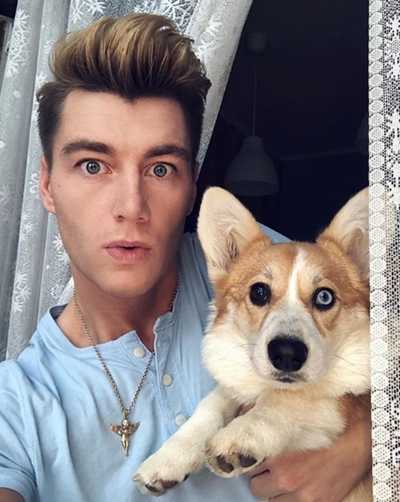 Алексей Воробьев со своей собакой Беллой