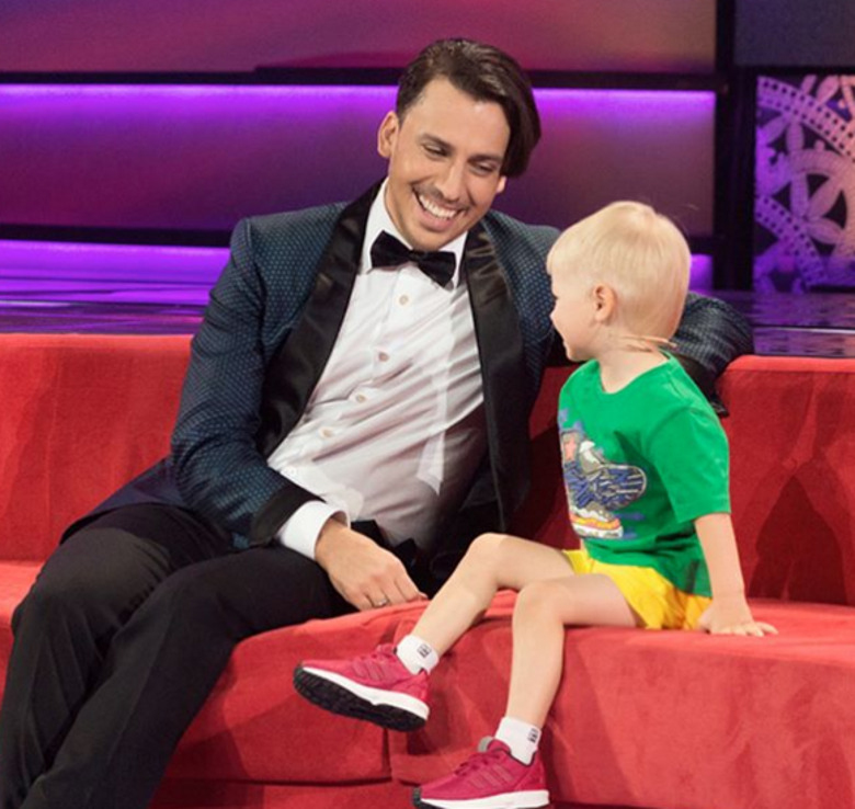 Максим Галкин с участником шоу