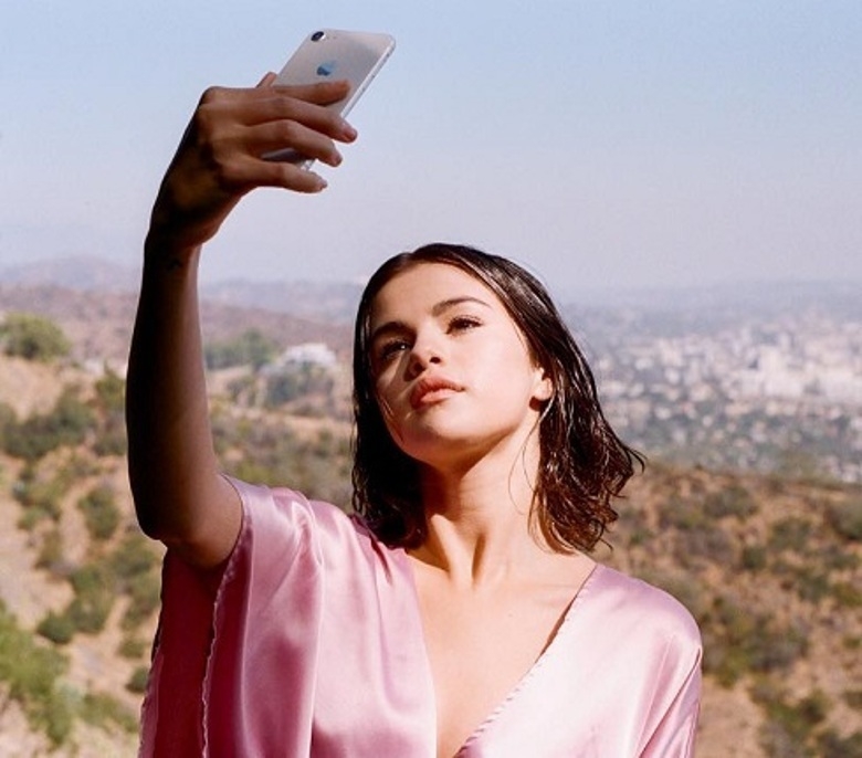 Селена Гомес