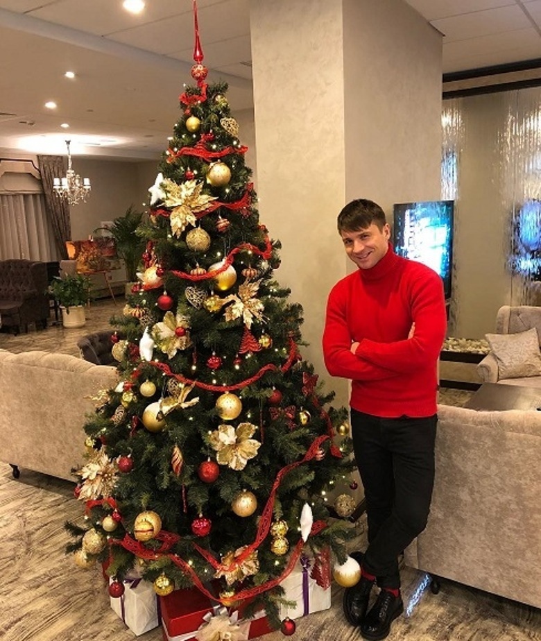 Сегрей Лазарев