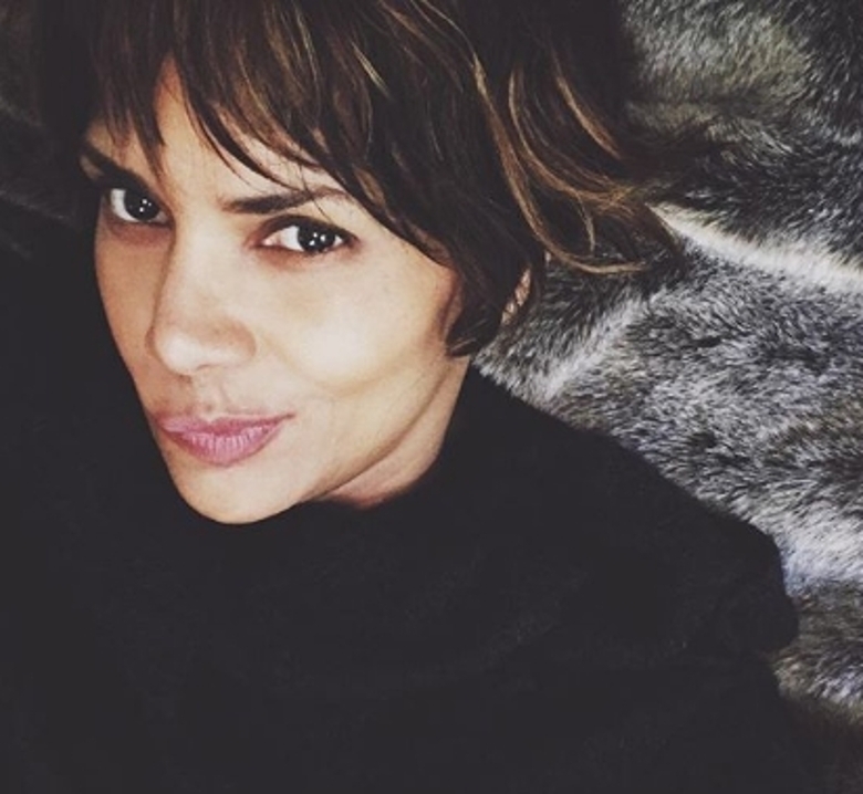 Хэлли Берри