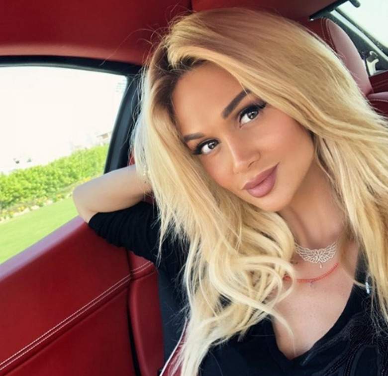 Виктория Лопырева