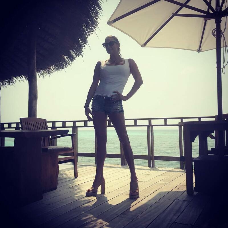 Некоторые эксперты предполагают, что Настя носит неудобную обувь