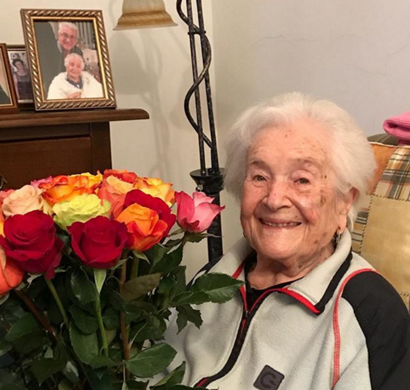 В новогоднюю ночь семья Владимира Винокура отмечает день рождения его мамы