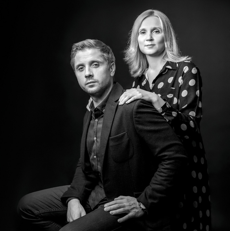 С супругой Еленой Кулевой вместе одиннадцать лет