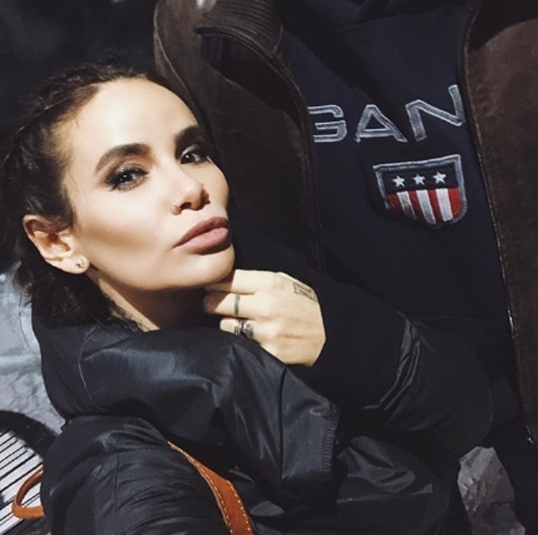 Айза Анохина