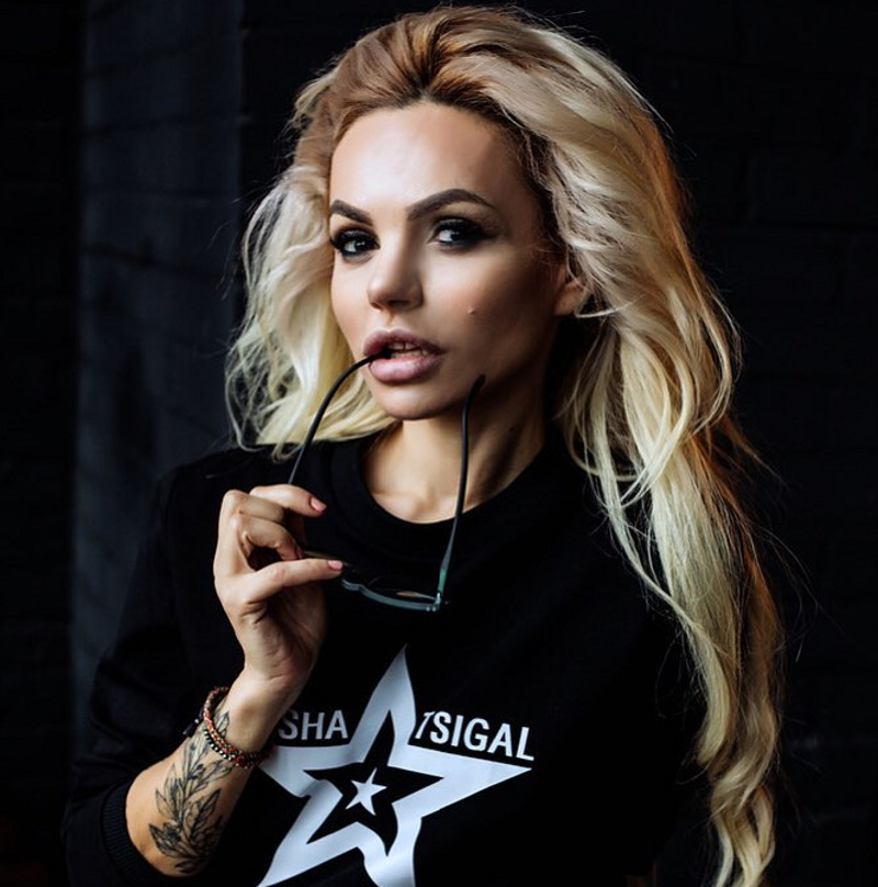 "Новый год – любимый мой праздник с детства"