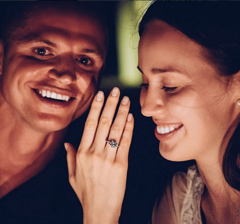 Костенко показала помолвочное кольцо, подаренное Дмитрием Тарасовым