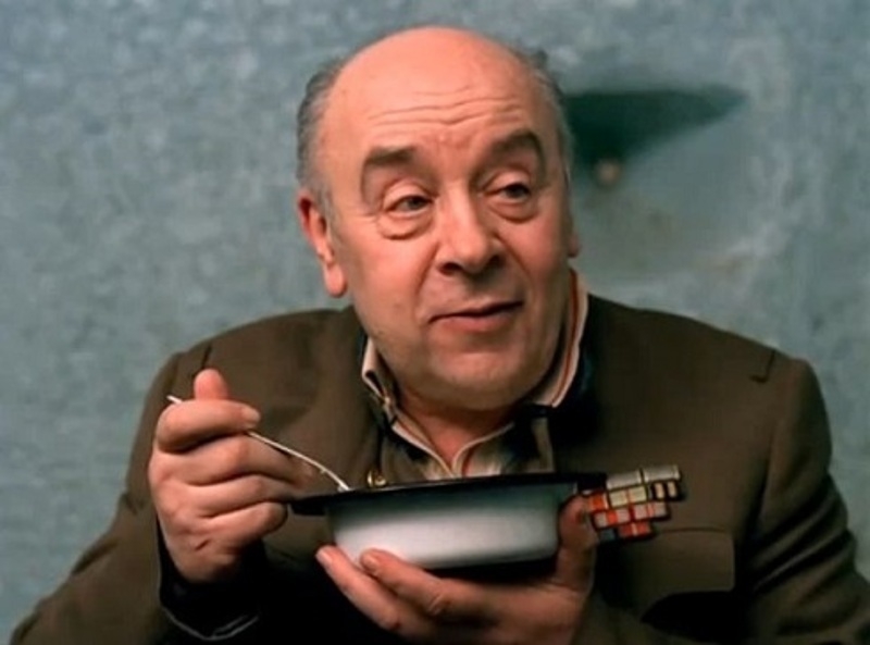 Трогательная роль отставного военного