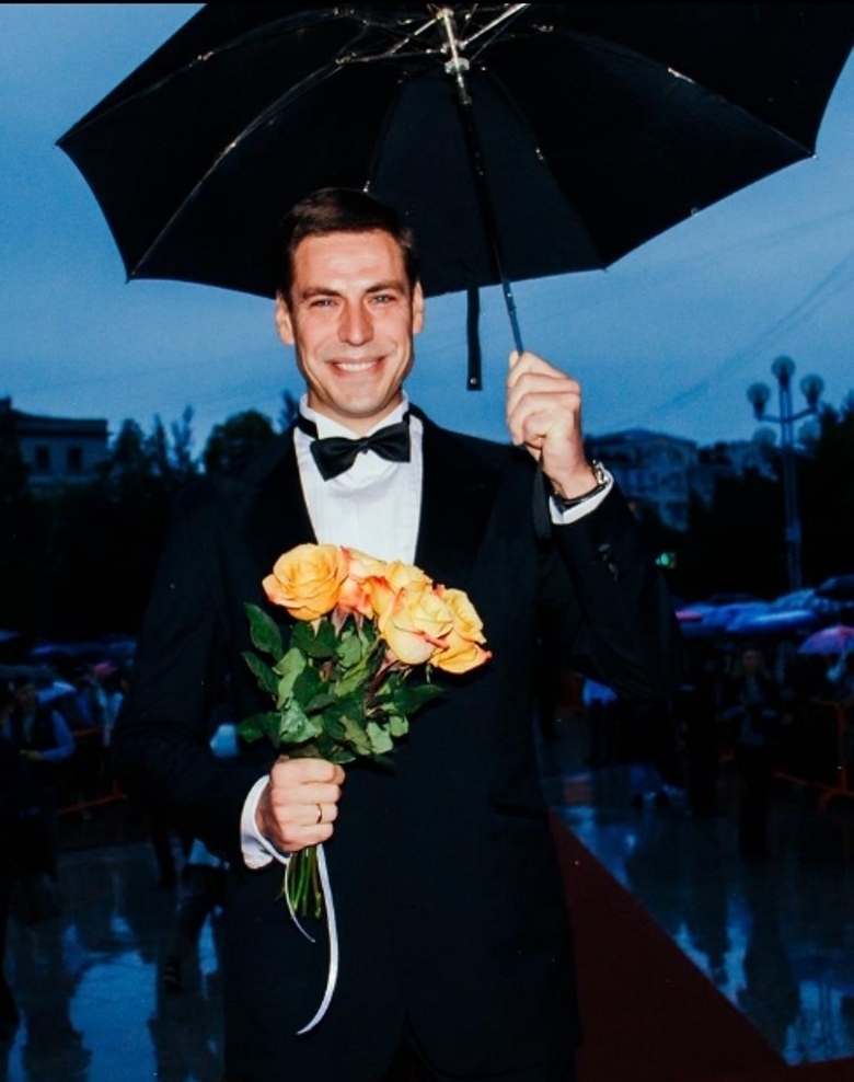 Дмитрий Дюжев