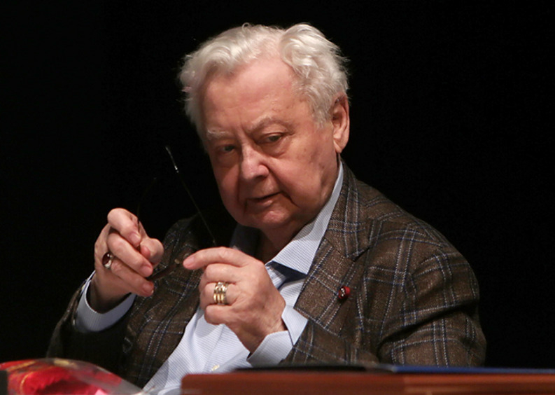 Олег Табаков