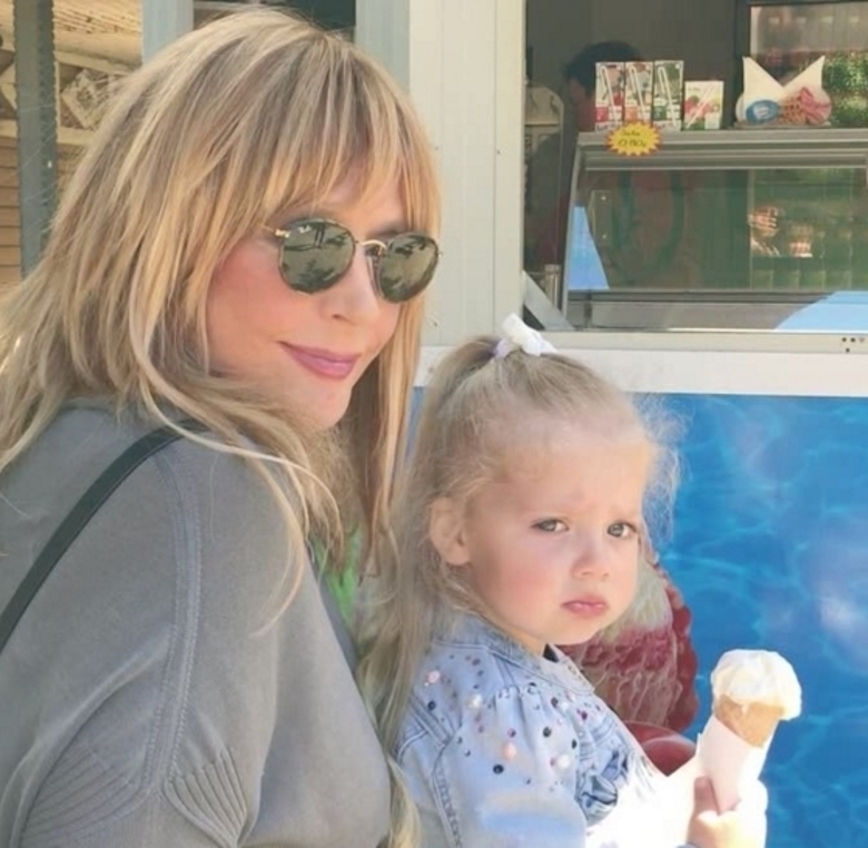 АЛЛА ПУГАЧЕВА С дочерью ЛИЗОЙ