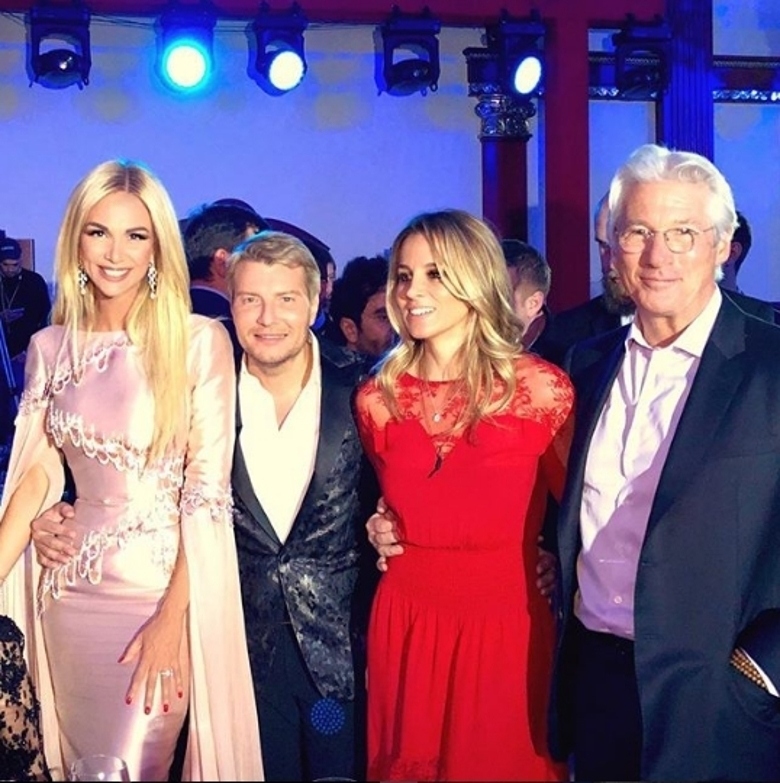 НИКОЛАЙ БАСКОВ и Виктория Лопырева с Ричардом Гиром и его подругой Александрой