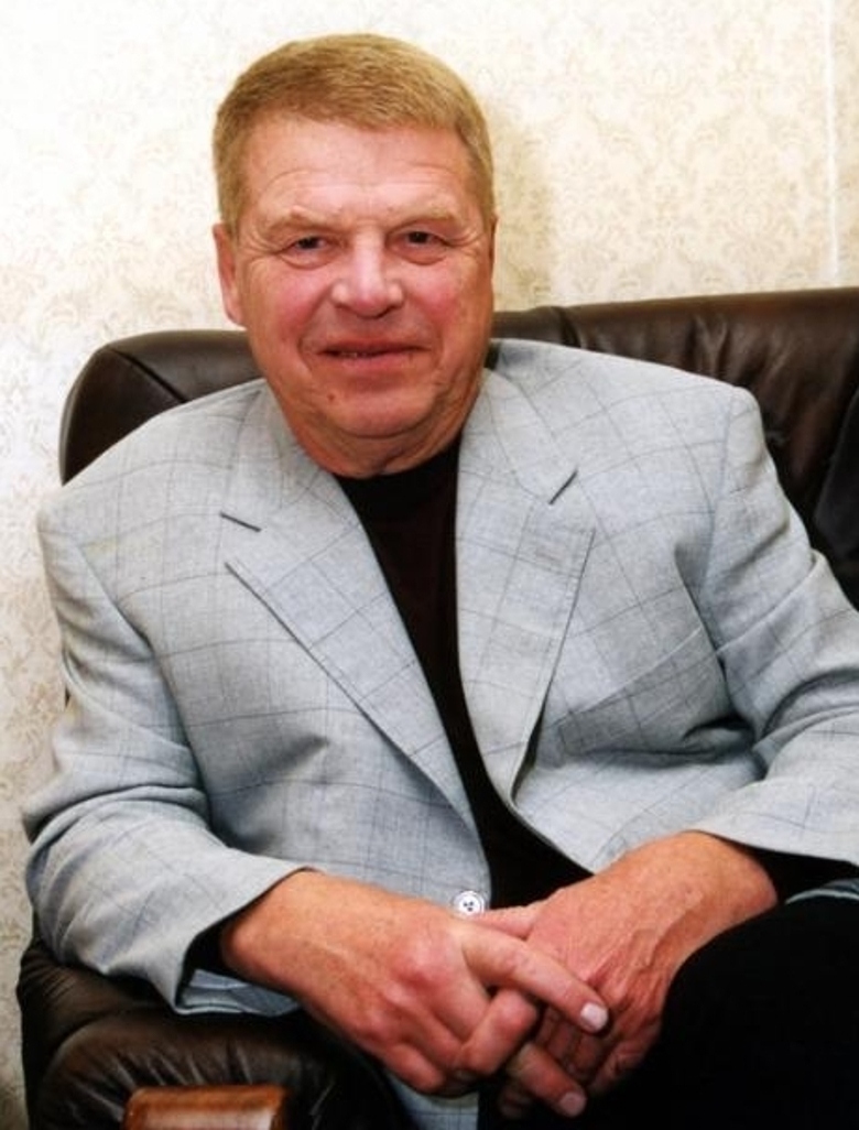 Михаил Кокшенов