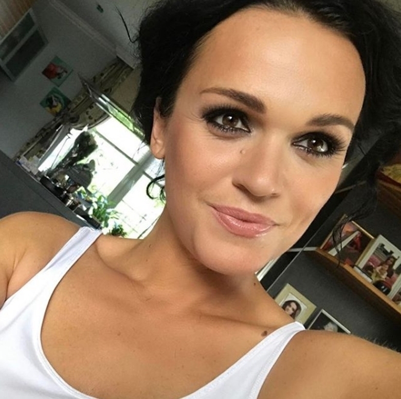 Певица Слава